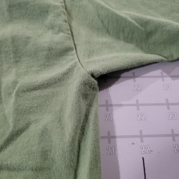 Dog is Good Christmas T Shirt Mens L Green Funny Tee Crew Neck Short Sleeve - Picture 7 of 8